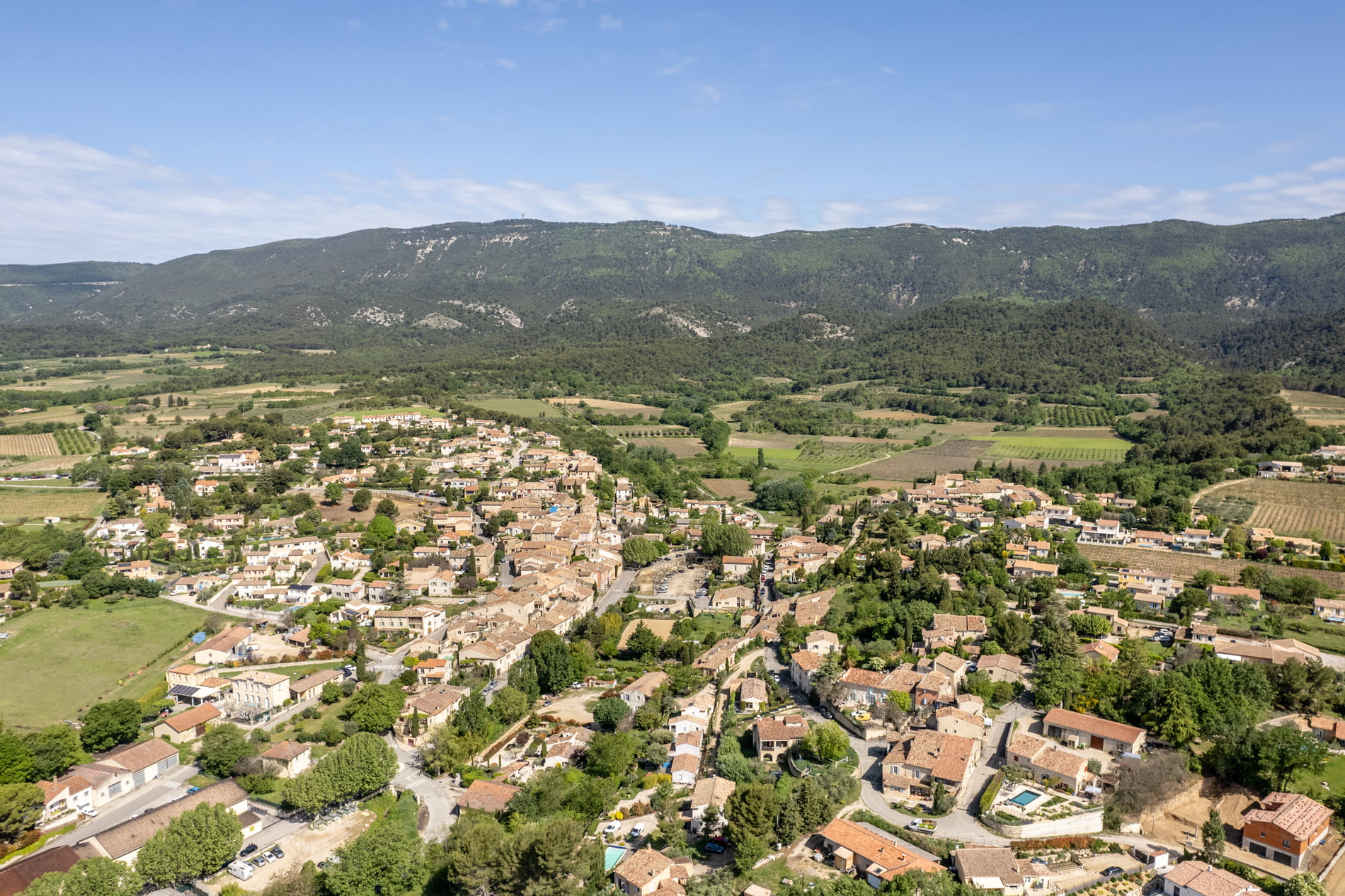Village de Cabrières d'Aigues